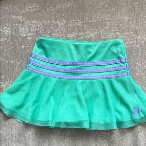 Adidas skirt size 4T.
